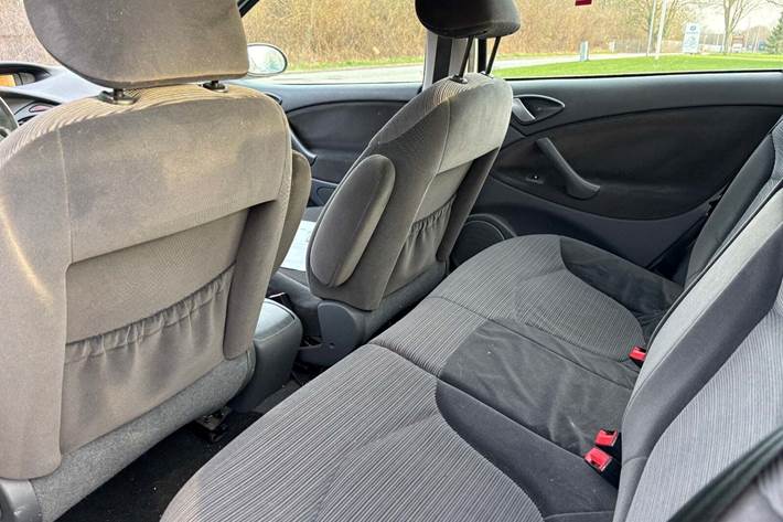 Gul Citroën C5 fra 2008