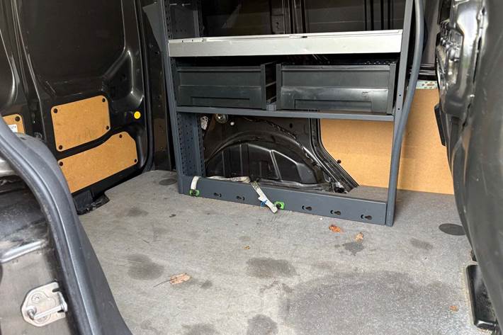 Sort Ford Transit Connect fra 2018