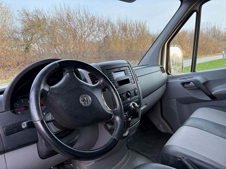 VW Crafter 2,0 TDi 163 Kassevogn K