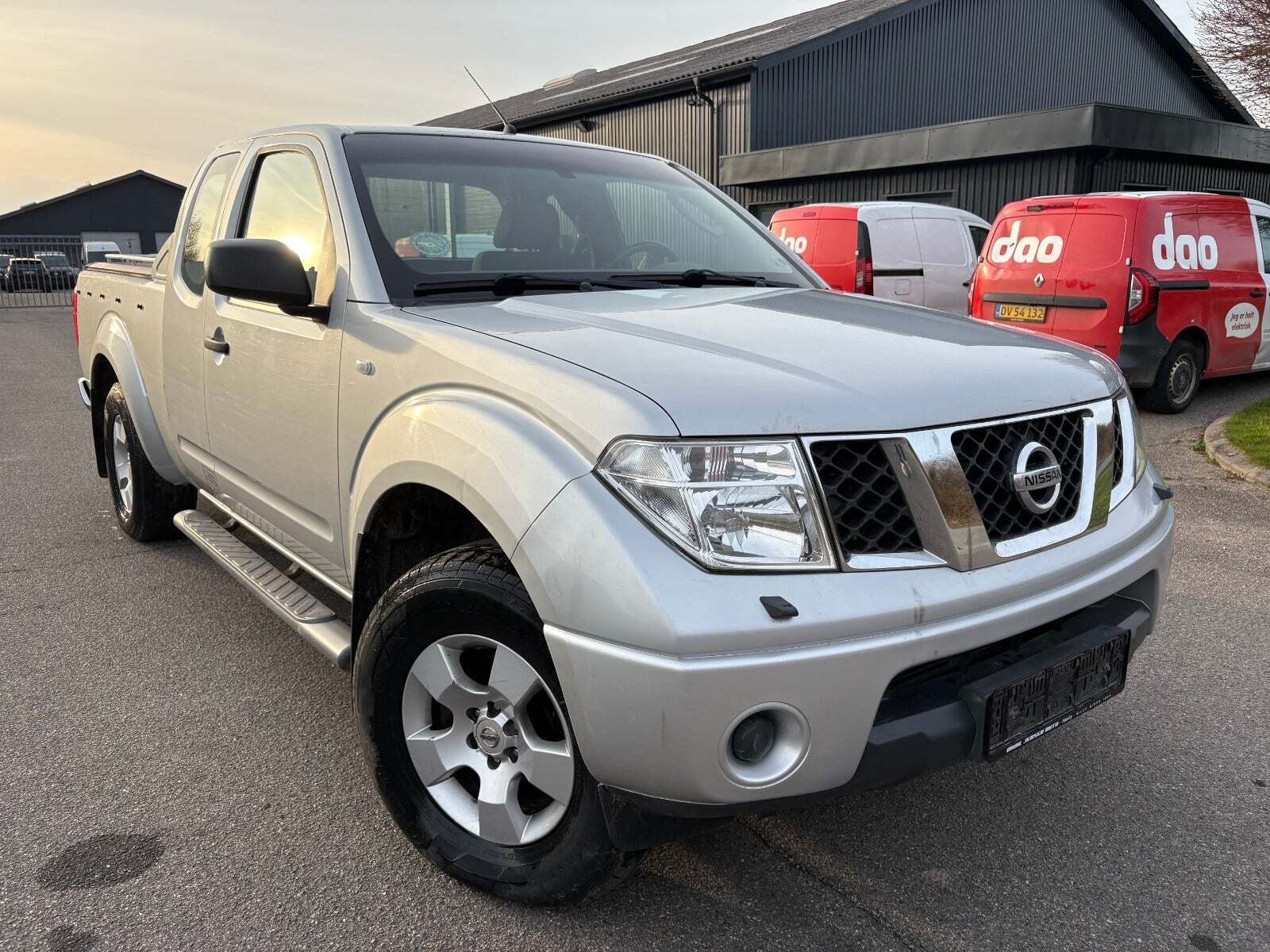 Nissan Navara 2,5 dCi 171 King Cab LE 4x4
