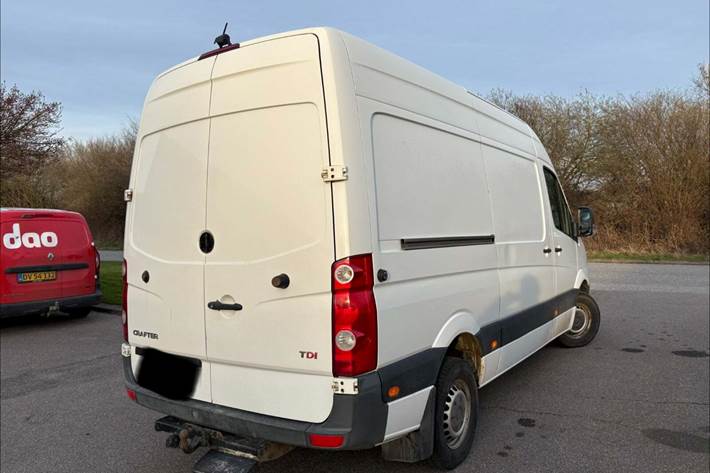 Hvid VW Crafter fra 2014