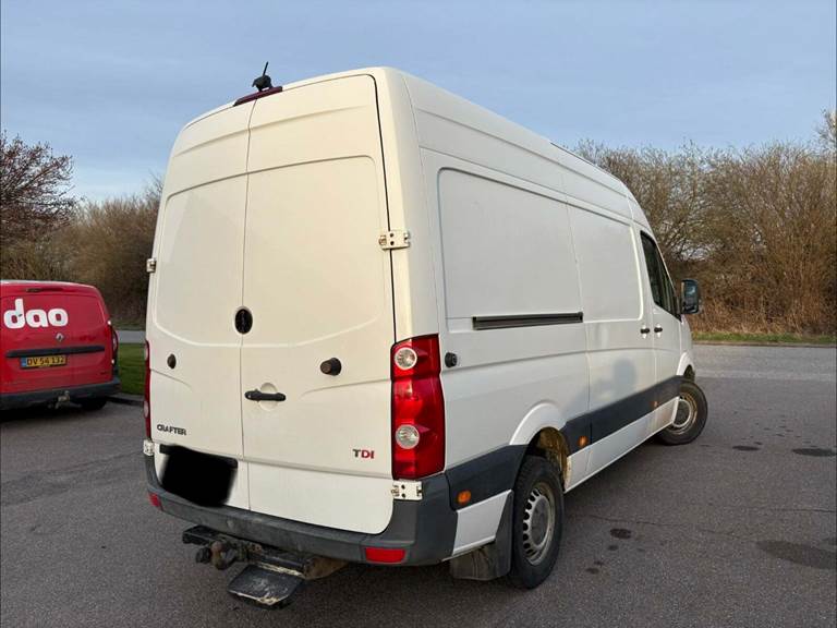VW Crafter 2,0 TDi 163 Kassevogn K