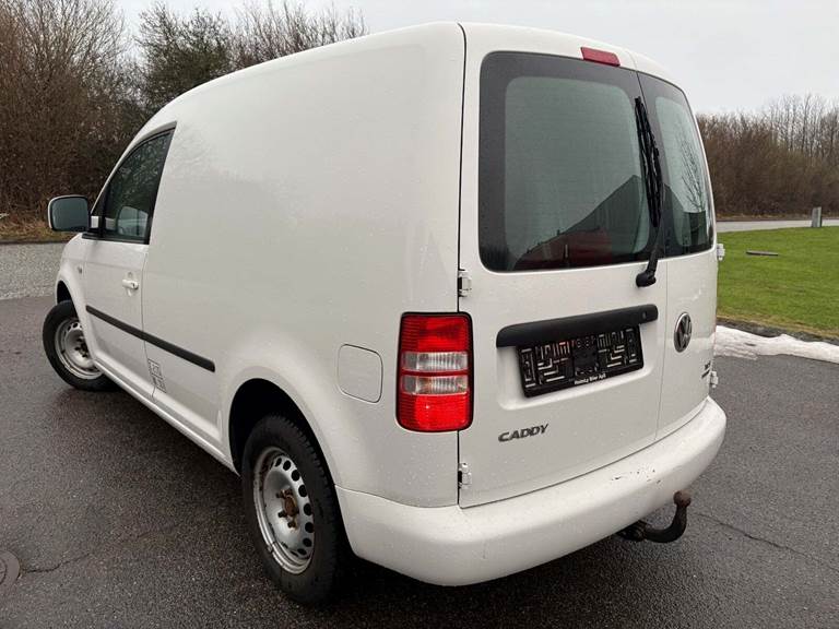 VW Caddy 1,6 TDi 102 BMT Van