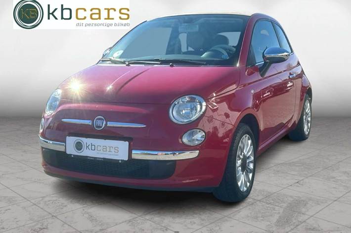 Rød Fiat 500C fra 2014