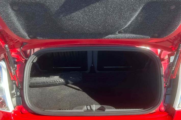 Rød Fiat 500C fra 2014