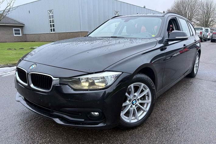 Sort BMW 320d fra 2018