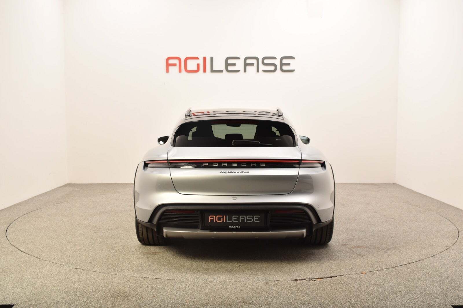 Sort Porsche Taycan 4S fra 2022