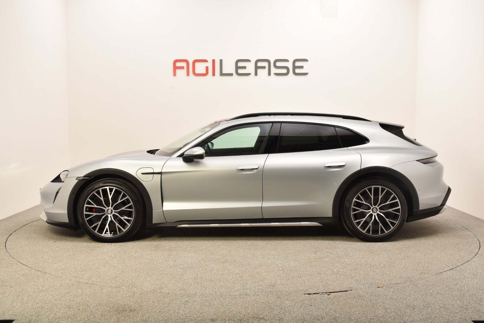 Porsche Taycan 4S Performance+ Cross Turismo