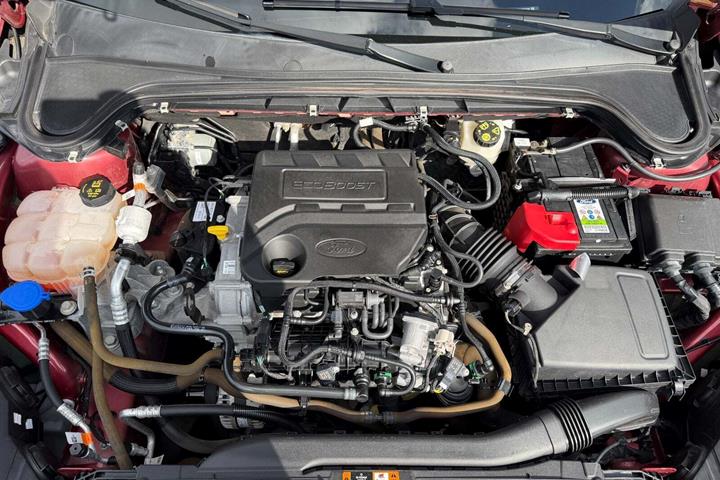Rød Ford Focus fra 2019