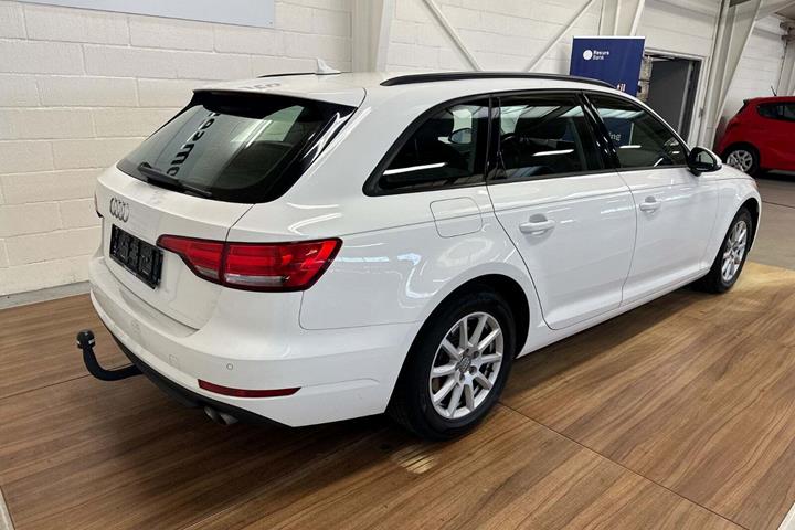 Hvid Audi A4 fra 2018