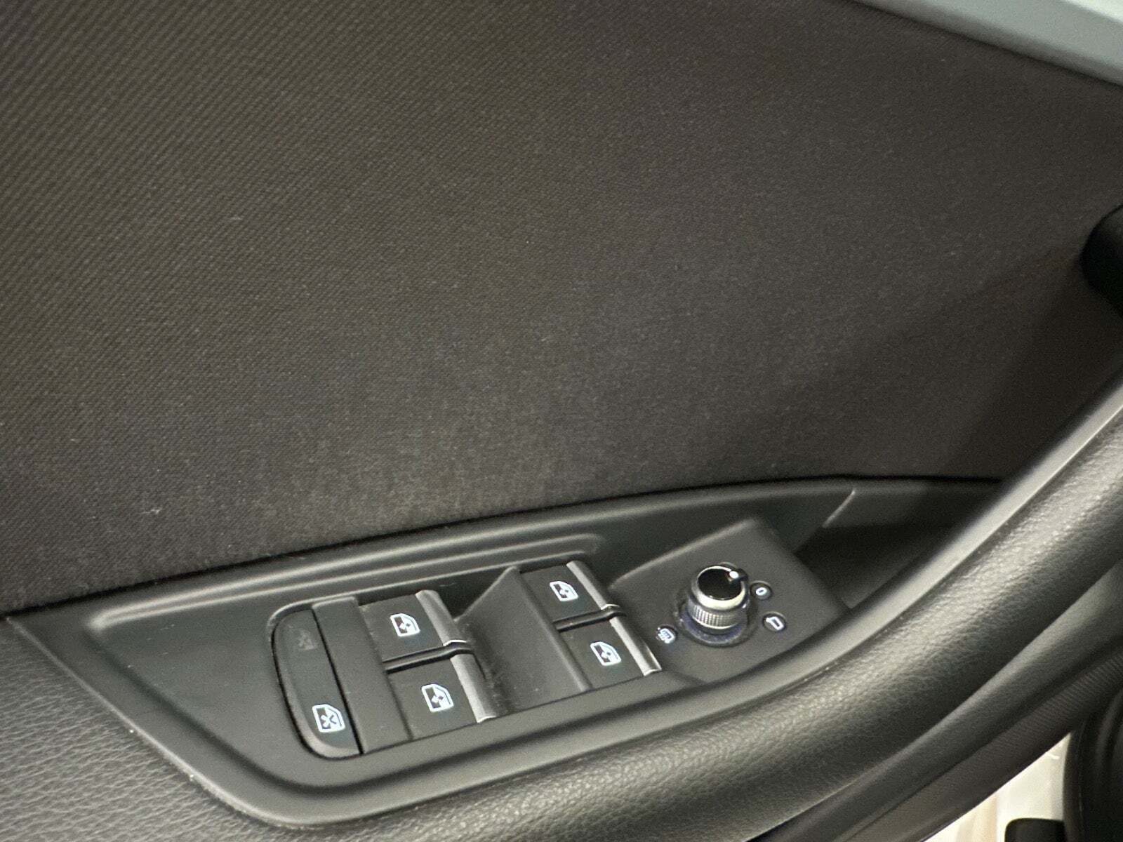 Hvid Audi A4 fra 2018
