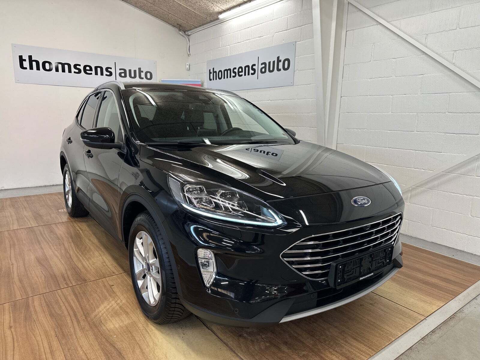 Ford Kuga 2,5 HEV Titanium X CVT