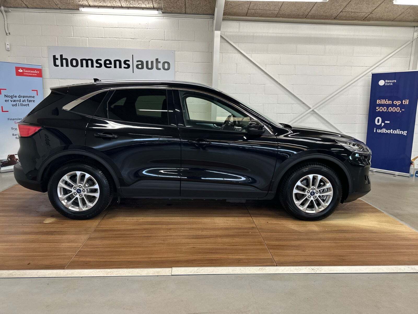 Ford Kuga 2,5 HEV Titanium X CVT