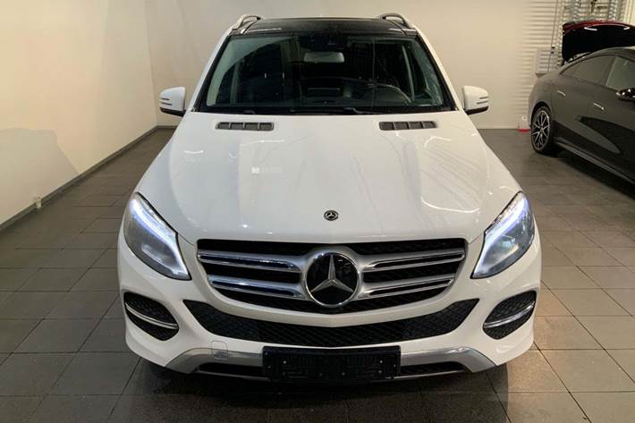 Hvid Mercedes GLE350 d fra 2018
