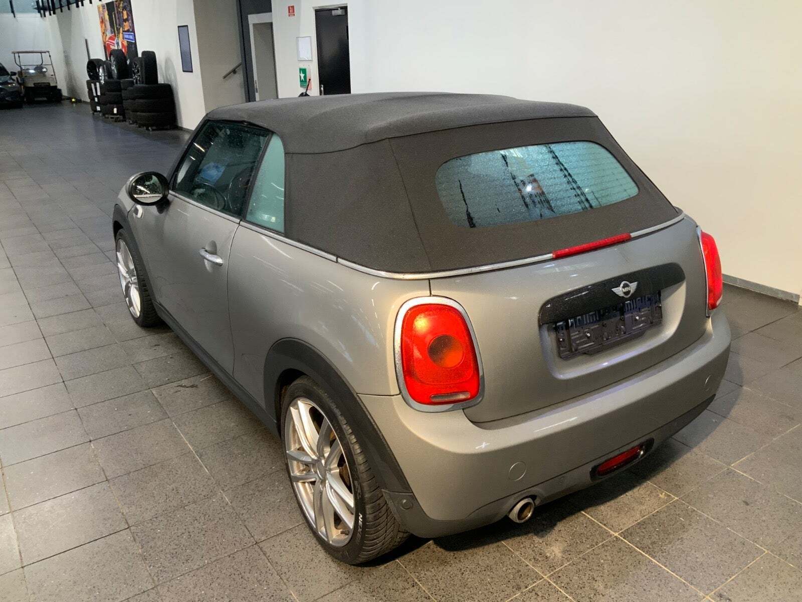 Sølv Mini Cooper fra 2016