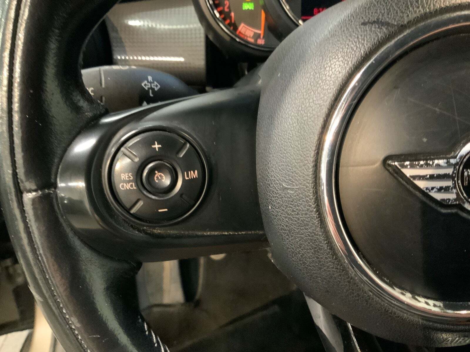 Sølv Mini Cooper fra 2016