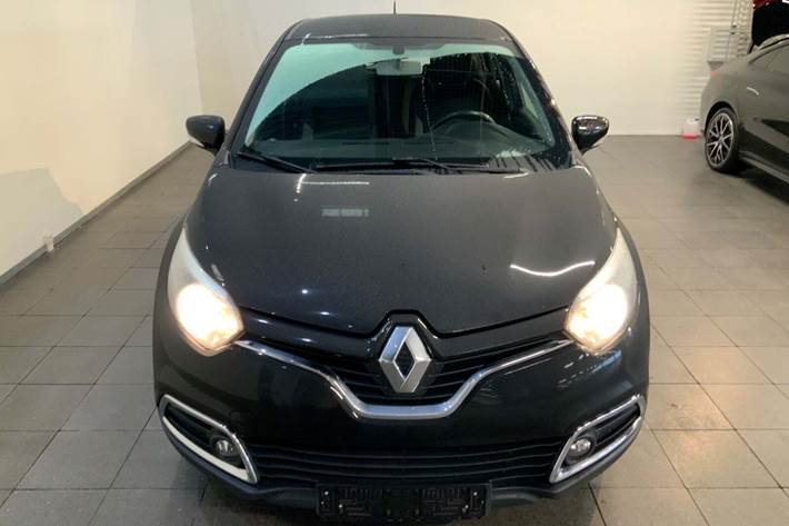 Sort Renault Captur fra 2015