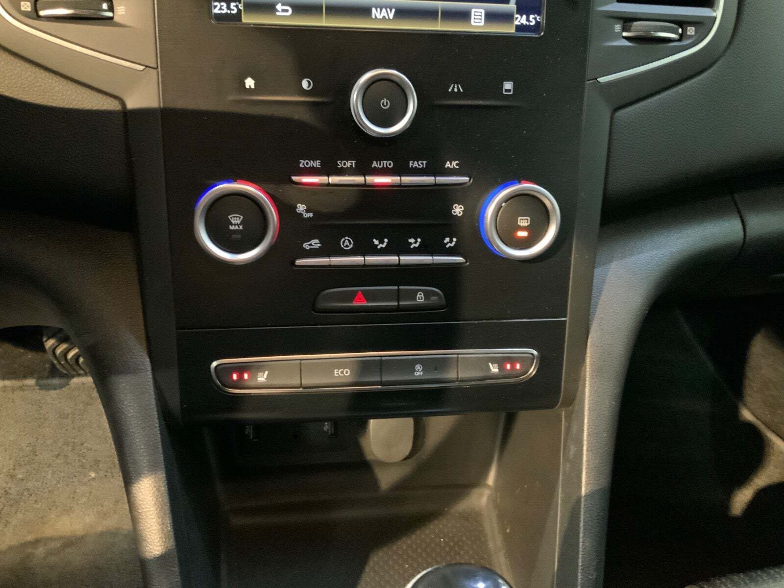 Brun Renault Megane IV fra 2016