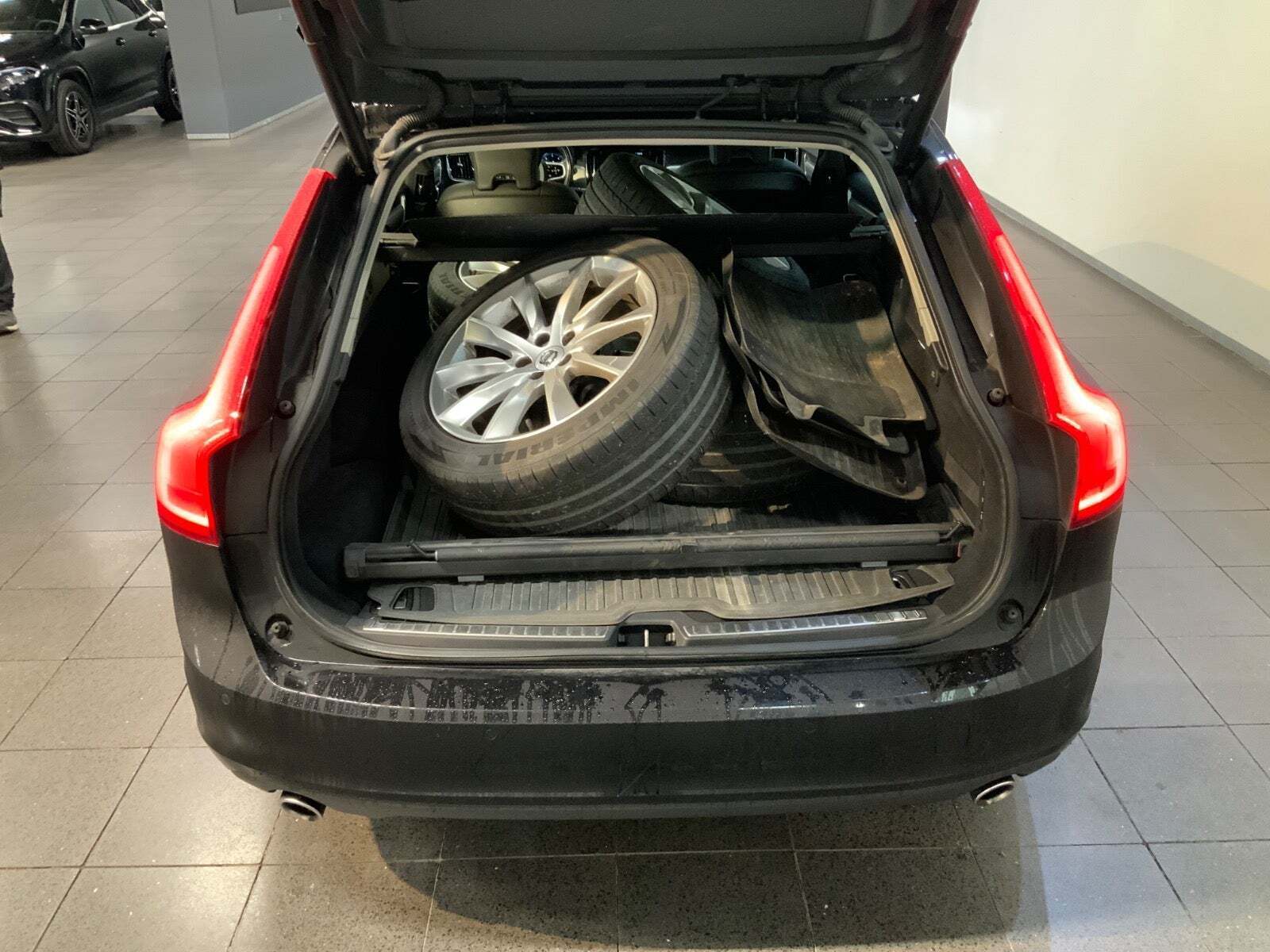 Volvo V90 2,0 D4 190 Momentum aut.