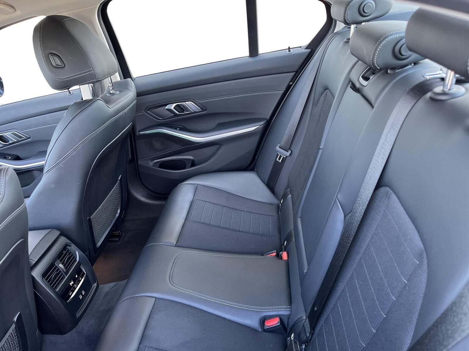 BMW 330e 2,0 Sport Line aut.