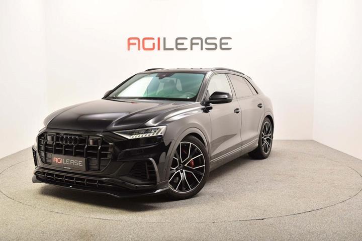 Sort Audi SQ8 fra 2020 set udefra