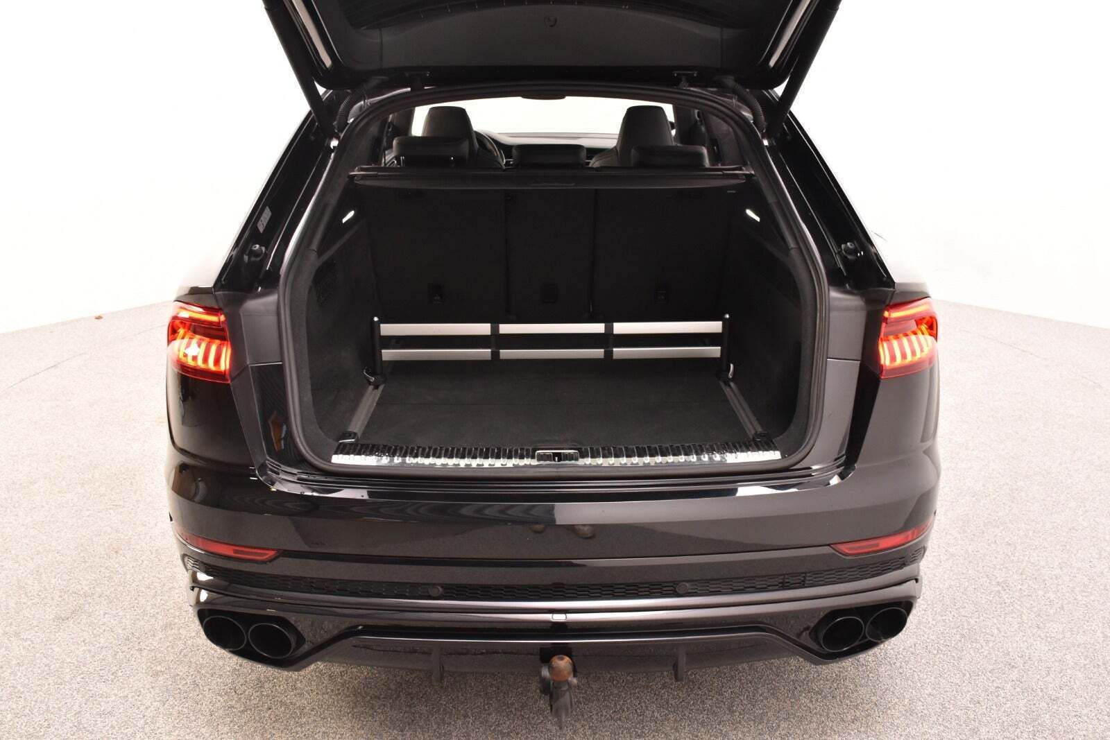Sort Audi SQ8 fra 2020