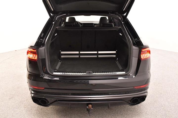 Sort Audi SQ8 fra 2020