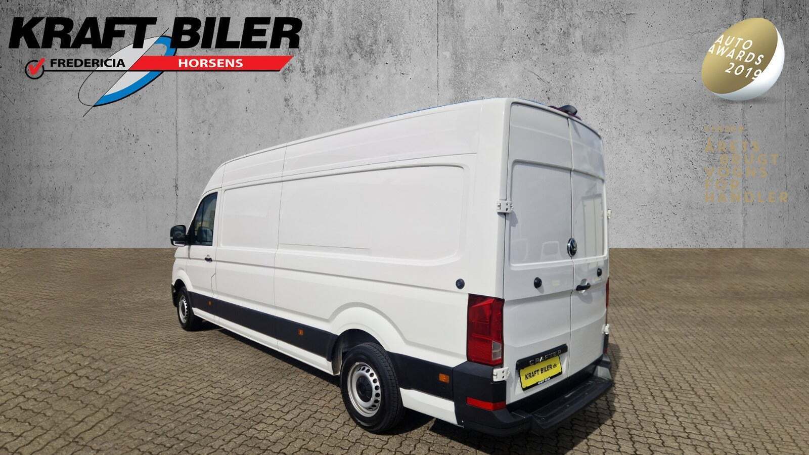 Hvid VW Crafter 35 fra 2025
