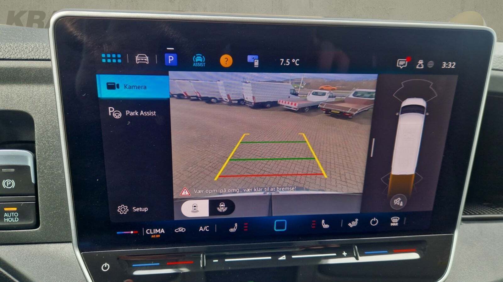 Hvid VW Crafter 35 fra 2025