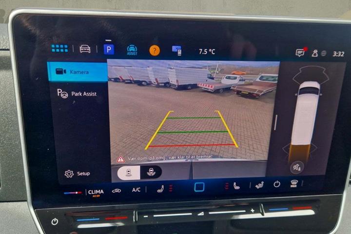 Hvid VW Crafter 35 fra 2025