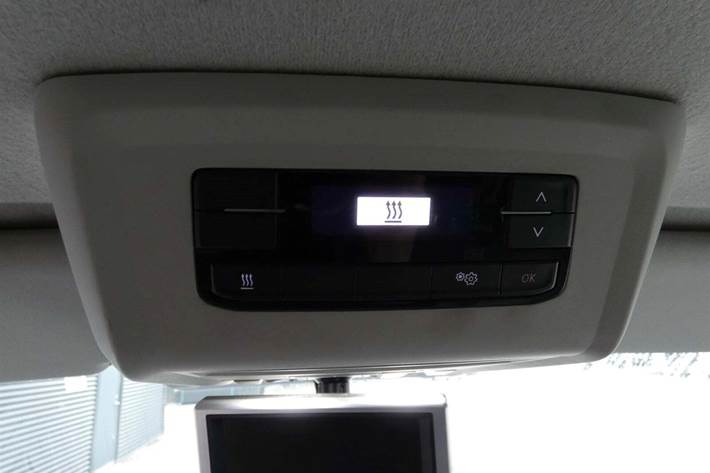 Hvid VW Transporter fra 2020