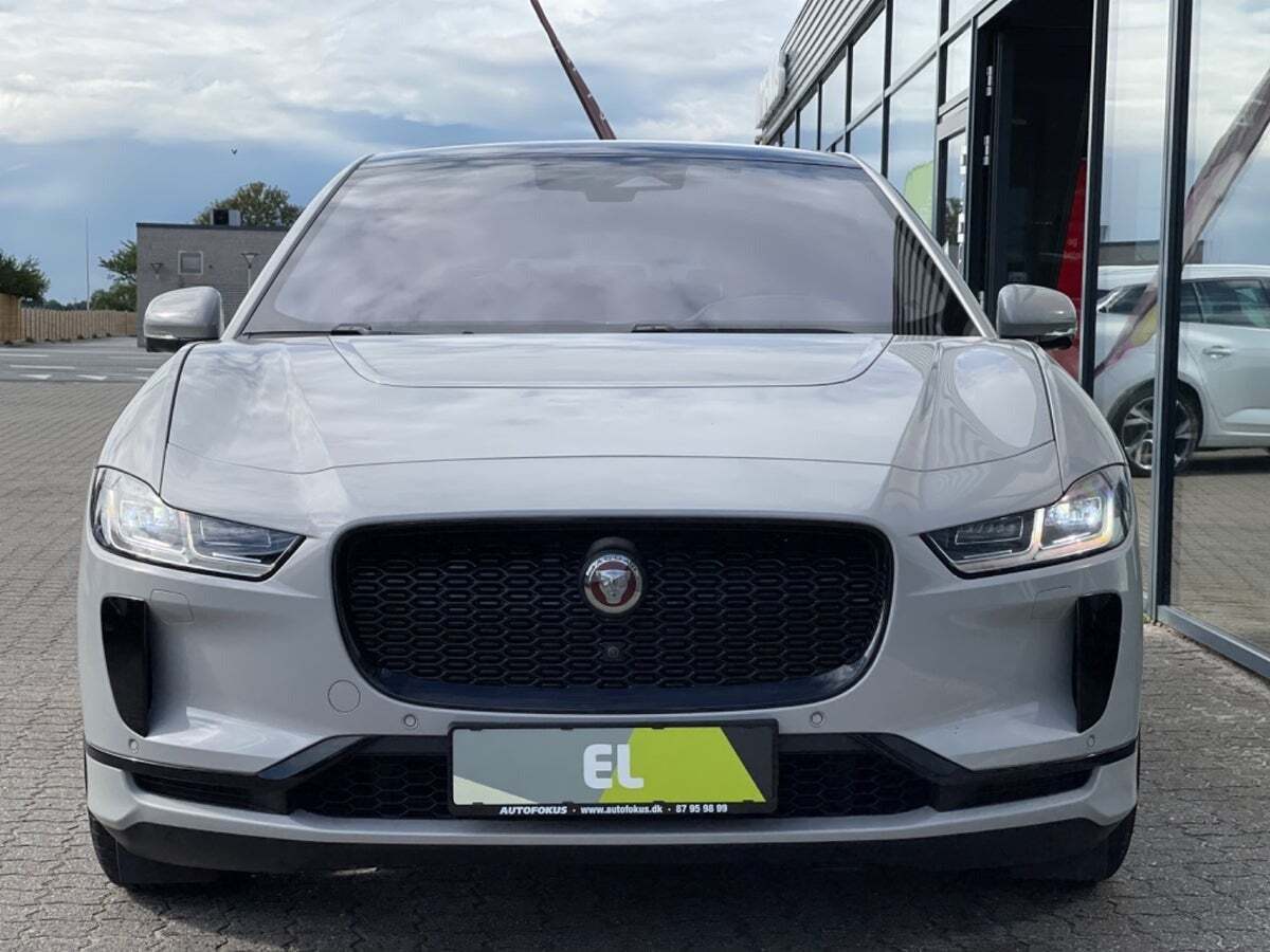 Beige Jaguar I-Pace fra 2021