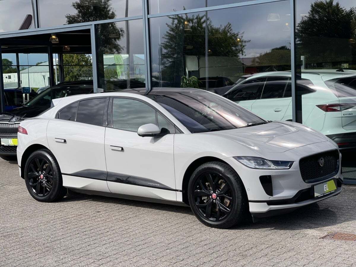 Beige Jaguar I-Pace fra 2021