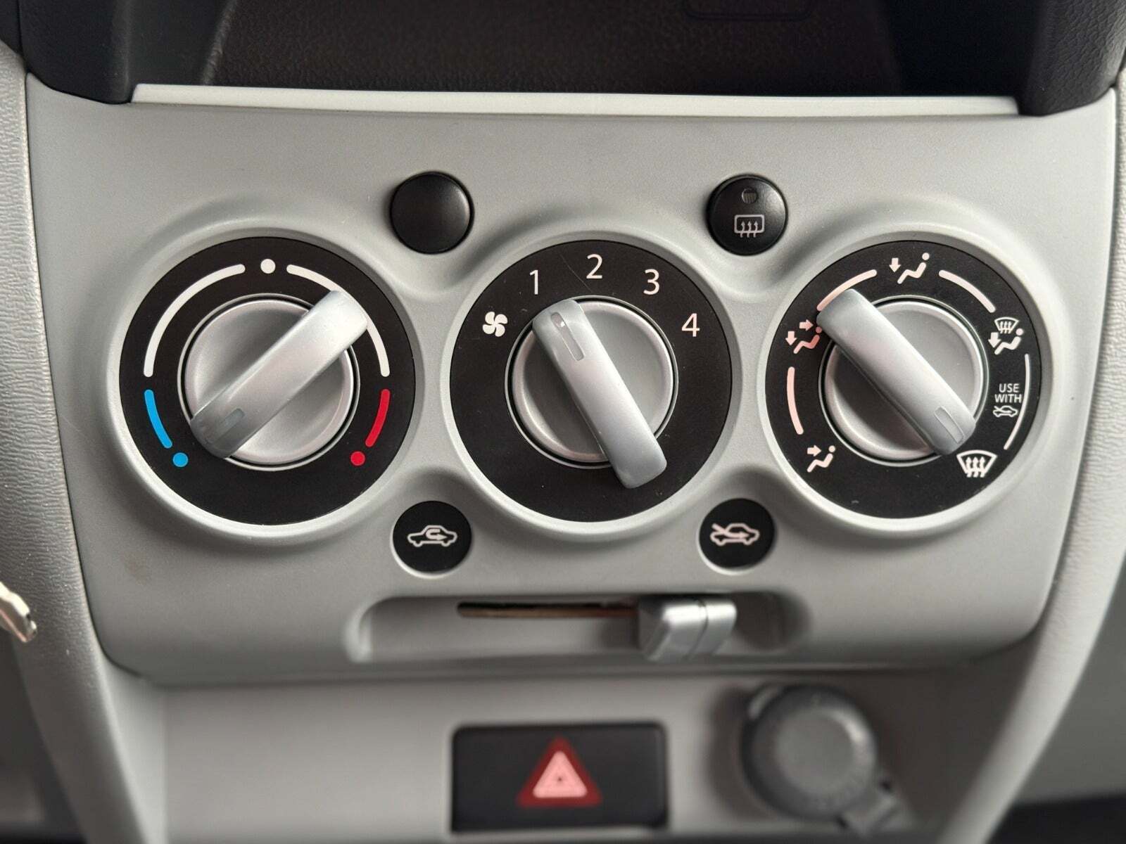 Hvid Suzuki Alto fra 2010