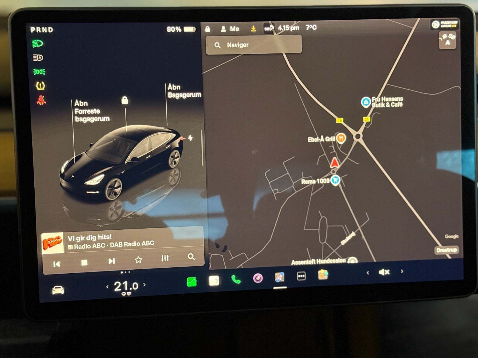 Sort Tesla Model 3 fra 2023