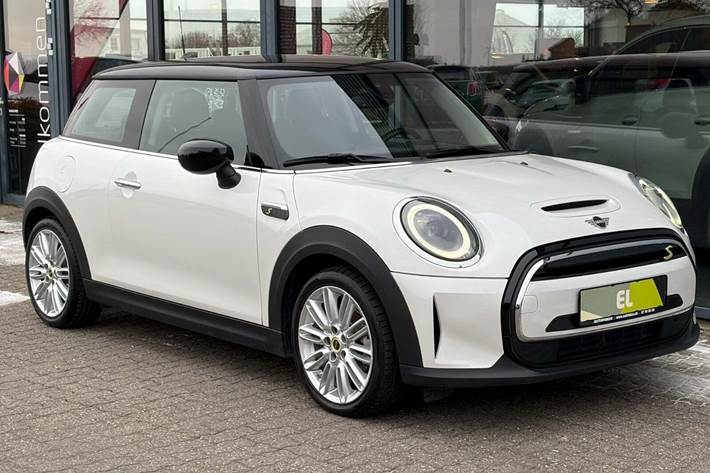 Hvid Mini Cooper SE fra 2023