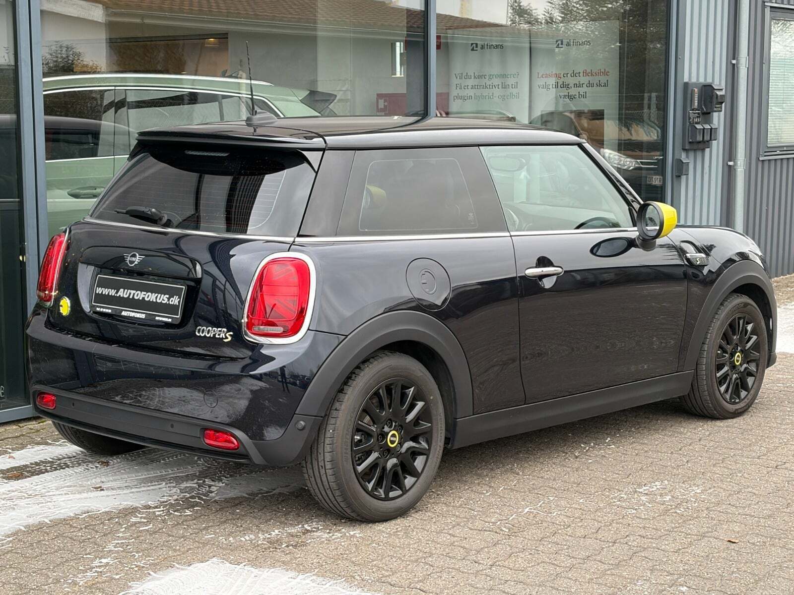 Mini Cooper SE Edition Premium Plus
