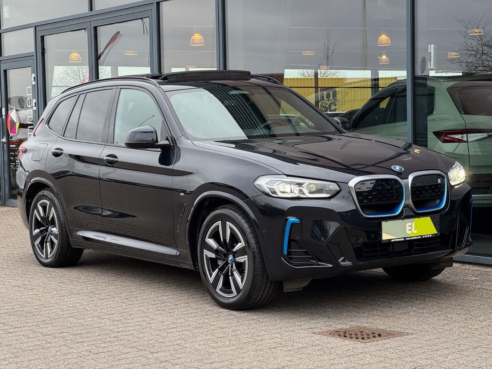 BMW iX3 Charged M-Sport