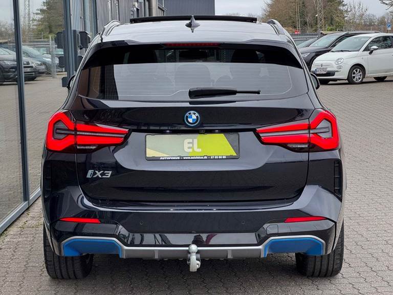 BMW iX3 Charged M-Sport
