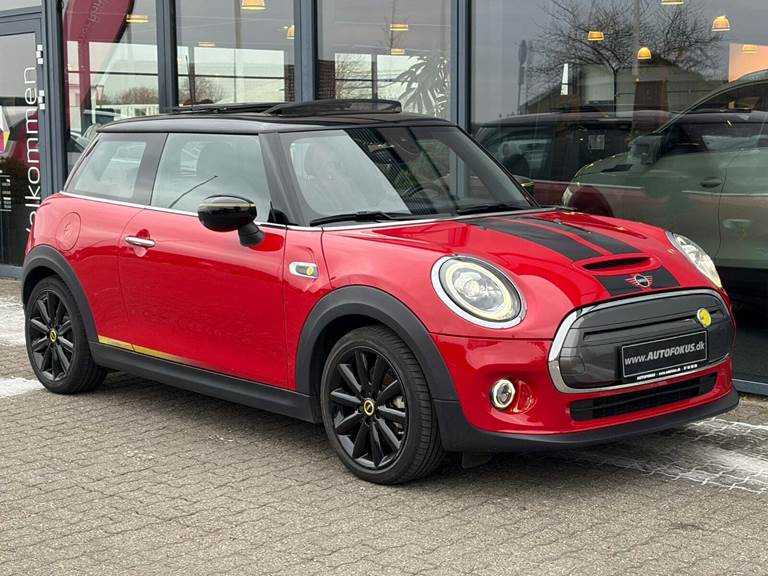 Mini Cooper SE Trim M Greenwich