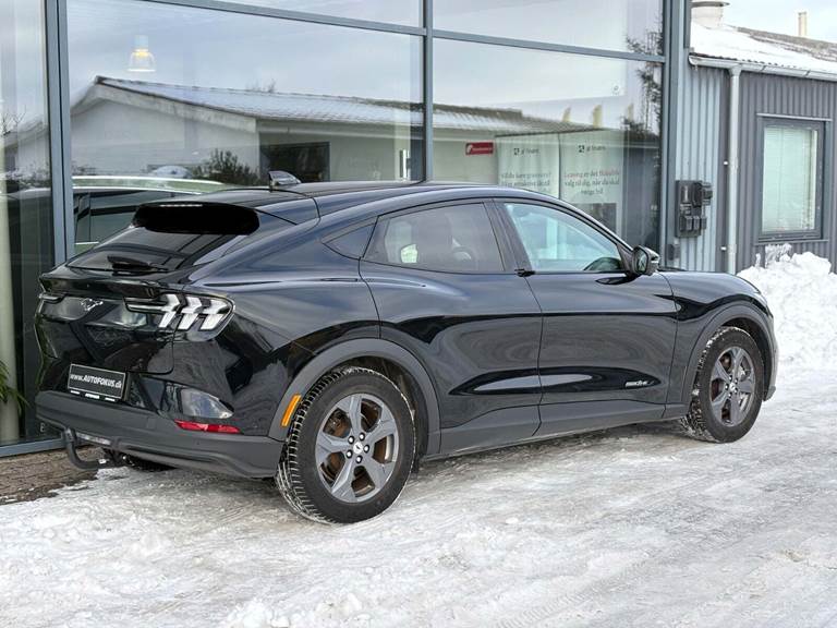 Ford Mustang Mach-E 88 Extended Range