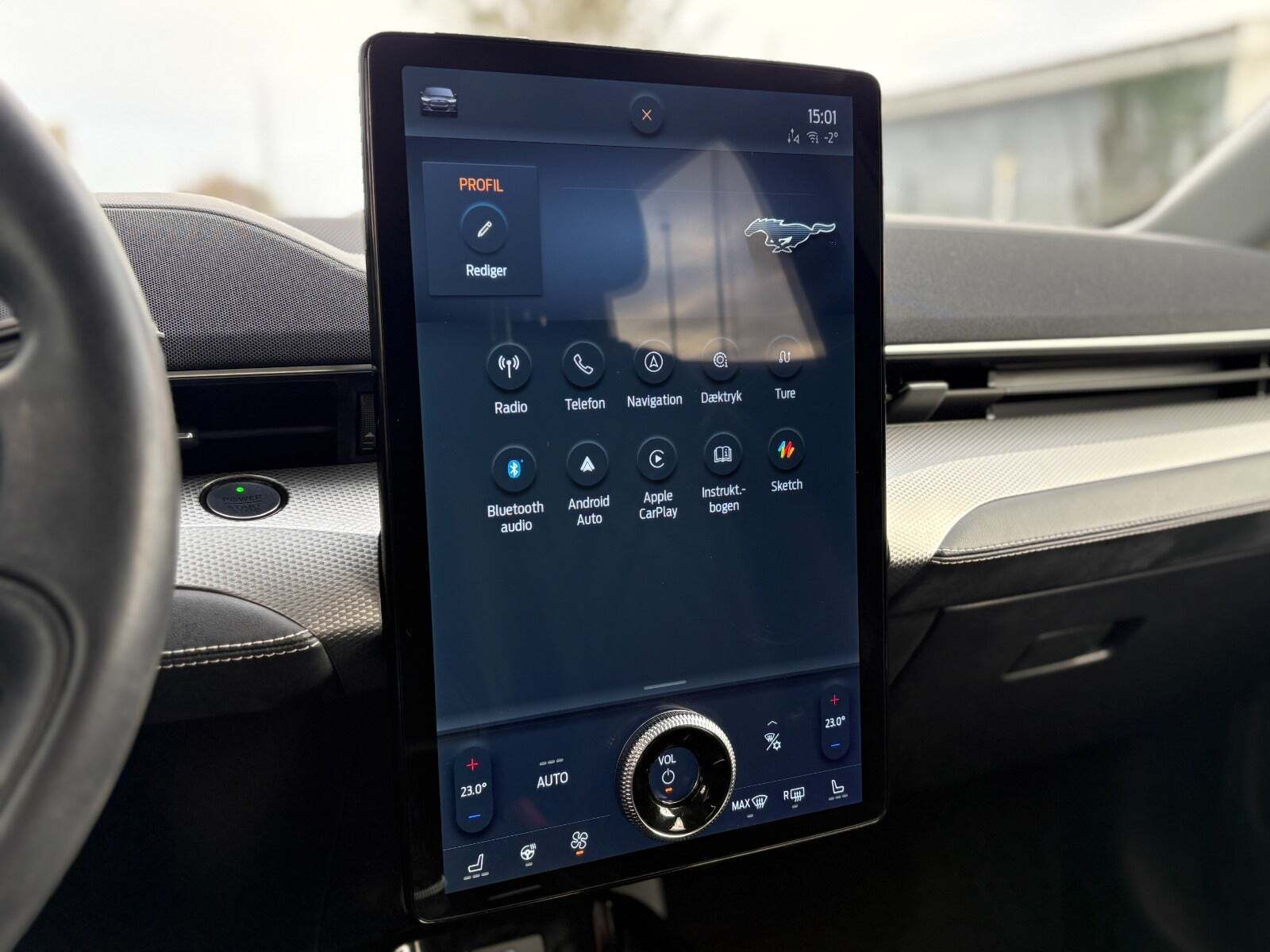 Sort Ford Mustang Mach-E fra 2021