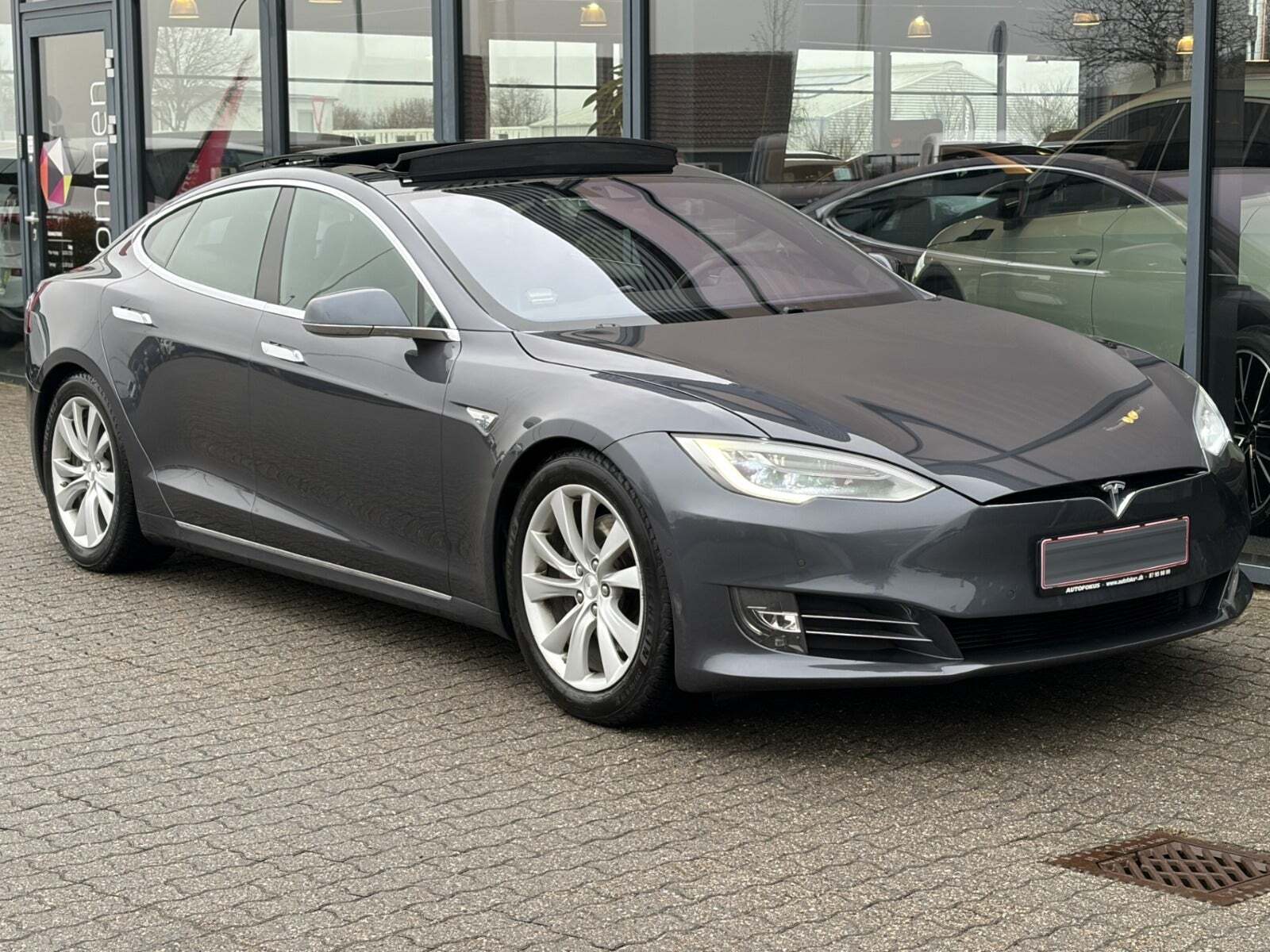 Tesla Model S 75 7prs