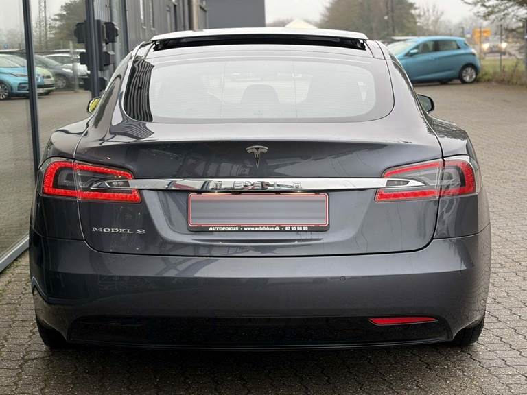 Tesla Model S 75 7prs