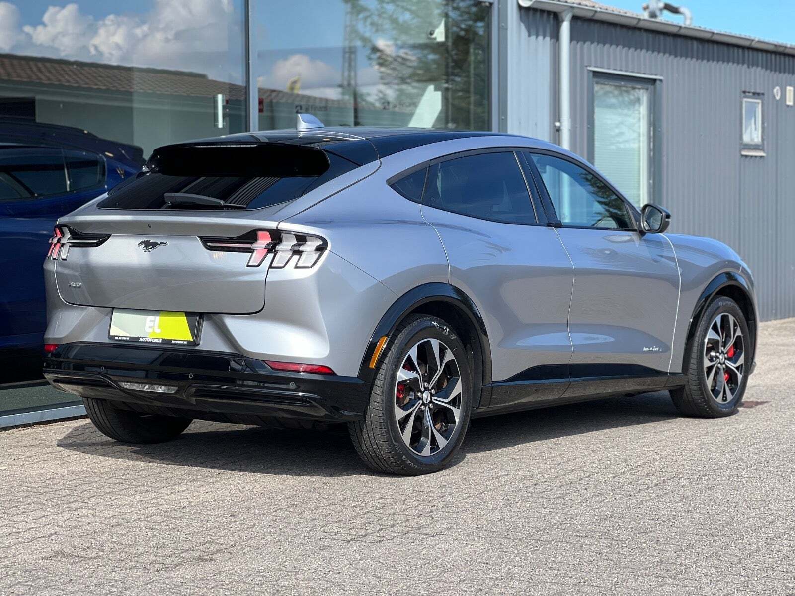 Ford Mustang Mach-E 70 Premium Standard Range AWD