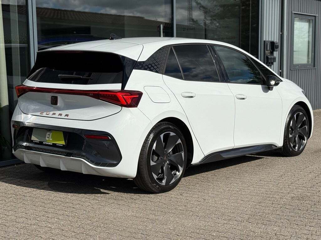 Cupra Born 59 e-Boost