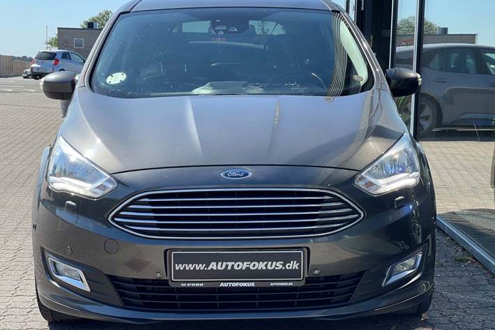 Grå Ford Grand C-Max fra 2018