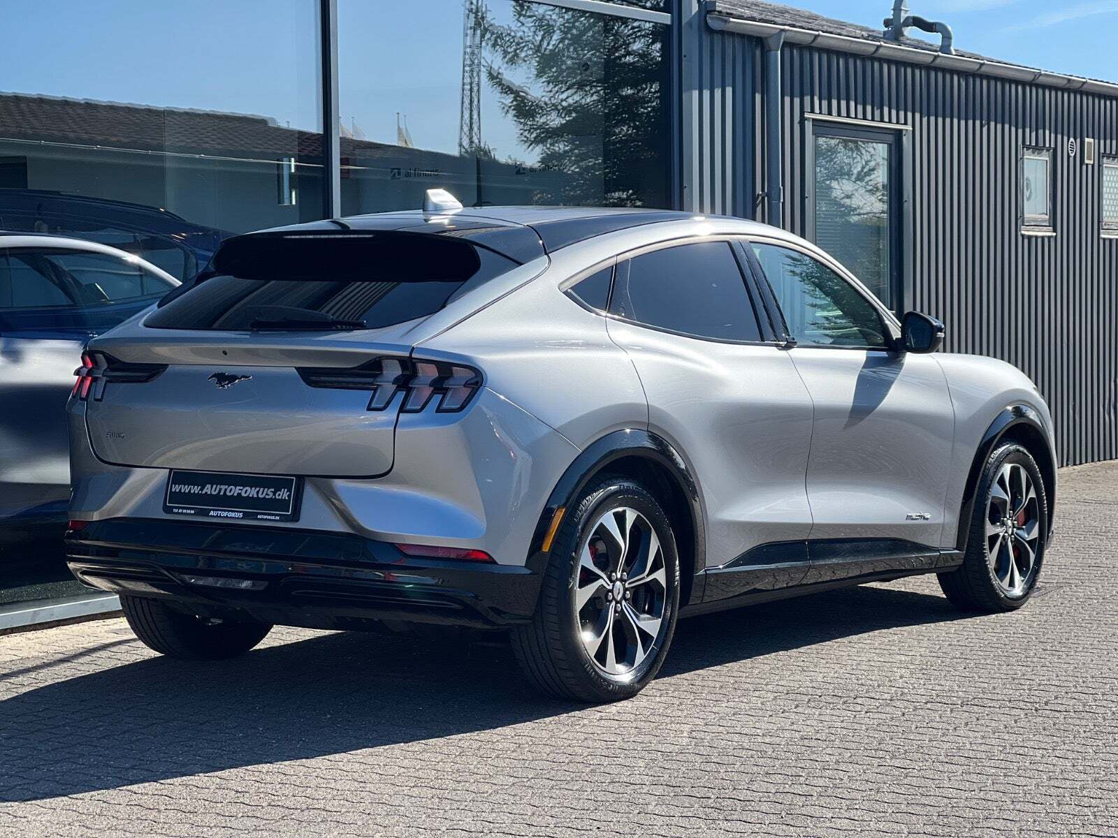 Ford Mustang Mach-E 70 Premium Standard Range AWD