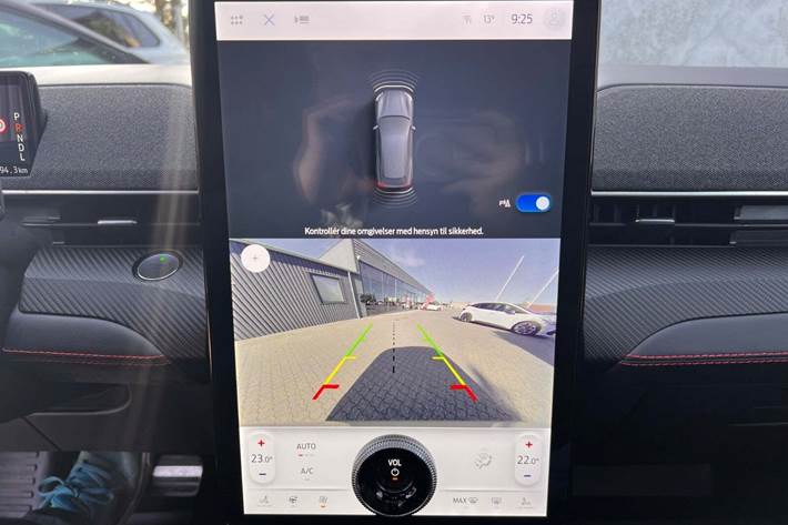 Sølv Ford Mustang Mach-E fra 2022