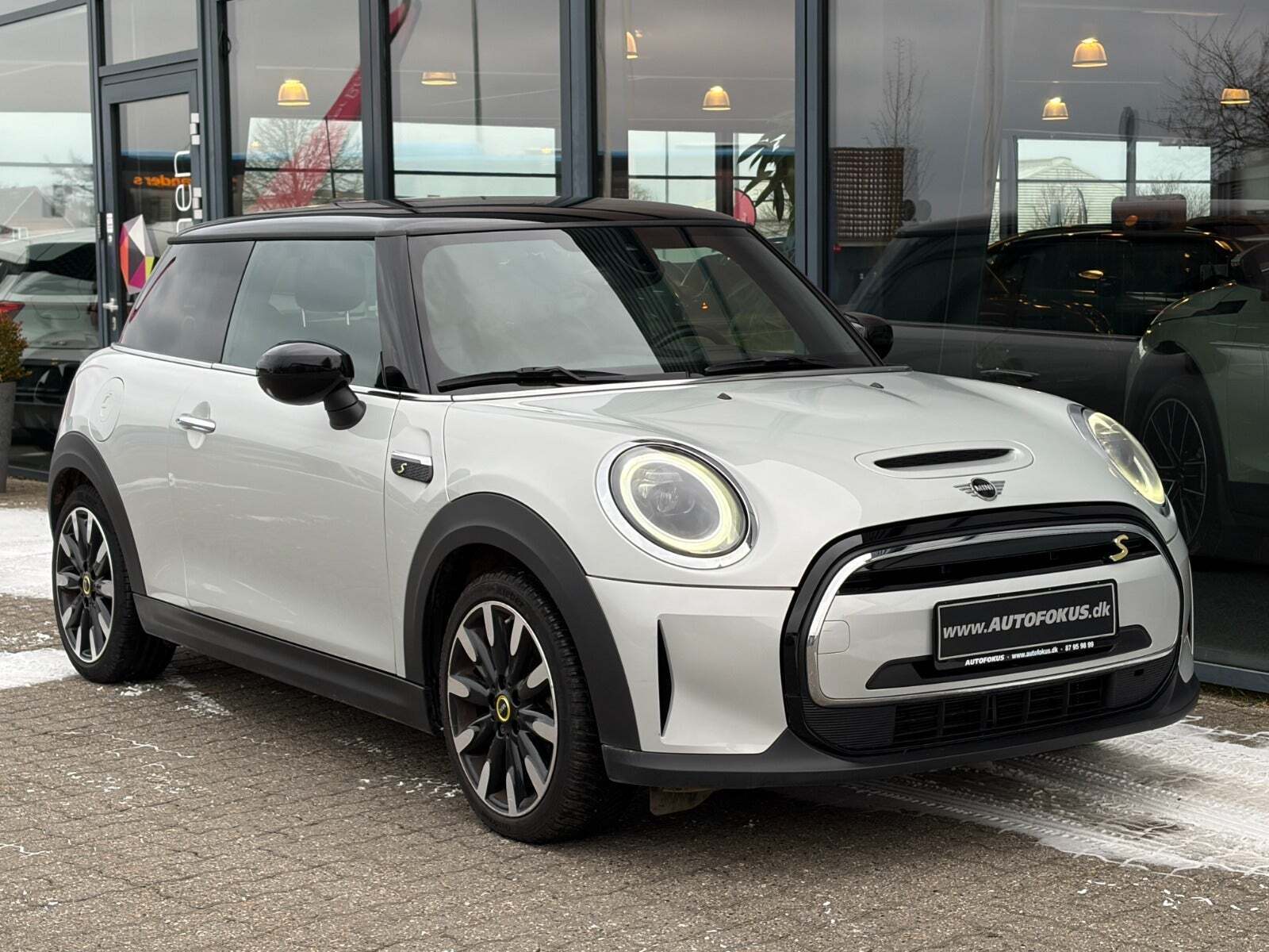 Mini Cooper SE Edition Premium Plus